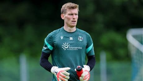Zieler-Nachfolger bei 96? - Weinkauf nach Trauerfeier zurück