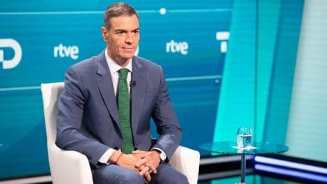 Anatomía de un masaje mediático: los 20 puntos clave de la entrevista de Sánchez en su refugio de La 1