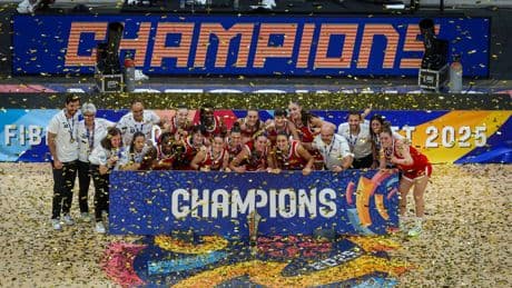 España corona a otras &#039;chicas de oro&#039;