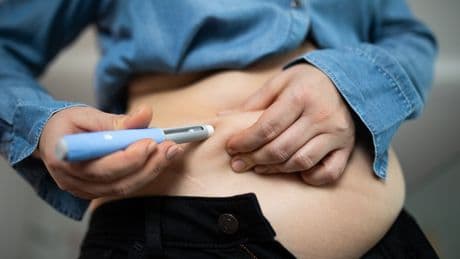 Ozempic-like fat jabs are BETTER than common drug at reducing dementia risk, study finds