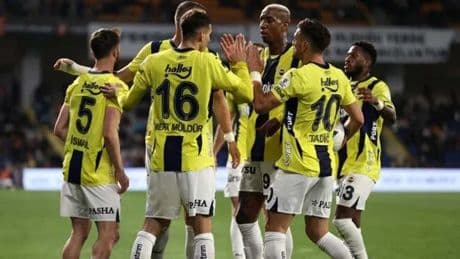 Seri başı ihtimali son dakikada kayboldu... Fenerbahçe'nin Şampiyonlar Ligi'ndeki muhtemel rakipleri belli oldu!
