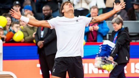 Tennis: Italiener Cobolli gewinnt Tennis-Turnier in Hamburg