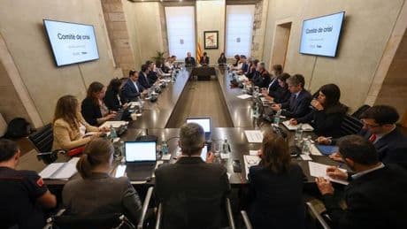 Noche en vela en la Generalitat por el apagón: "El principal temor fueron los hospitales y las comisarías"