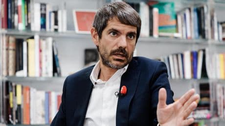 El ministro de Cultura exige a Sánchez retirar ya a la embajadora en Israel y aprobar el embargo de armas