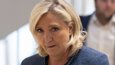 La policía francesa registra la sede del partido de Marine Le Pen por presunta financiación ilegal