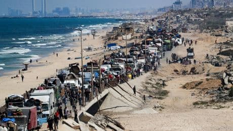 Thousands flee as Israel begins assault on Gaza City