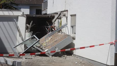 Balkoneinsturz an Reihenhaus - „Ich dachte, eine Bombe sei eingeschlagen“