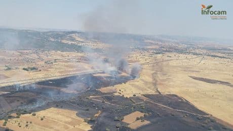 Restablecida la circulación del AVE entre Madrid y Andalucía, tras suspenderse por el humo de un incendio en Ciudad Real