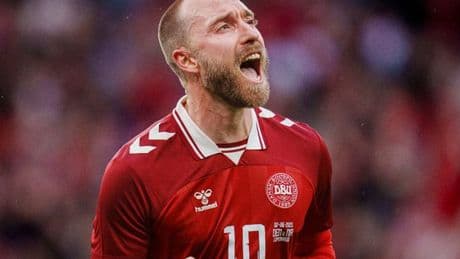 Christian Eriksen lands Rangers pitch as De Jong 'decision' and Ramsdale rule escalate 49ers 'surprise' transfer tease