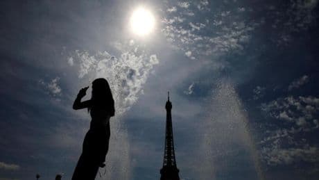Changement climatique: Paris, capitale européenne la plus mortelle en cas de canicule
