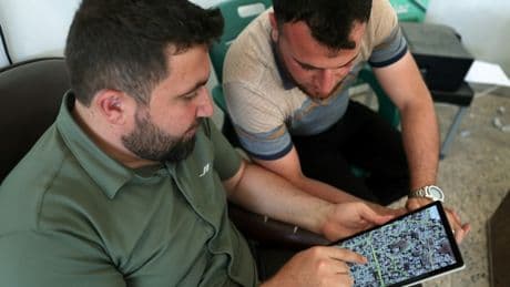 Syrie: à Tall Mardikh, grâce à ses drones, un architecte reconstruit son village