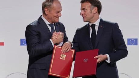 La France et la Pologne signent un traité de défense réciproque « qui tire les leçons de l’histoire »