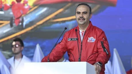 Bakan Kacır'dan TEKNOFEST mesajı: Gençlerimizin hayalleri gökyüzüyle buluşacak