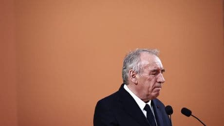 Vote de confiance: François Bayrou invite ses ministres à Matignon lundi soir