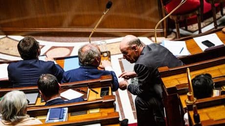 Budget 2026 : la piste d’une « année blanche », examinée par le gouvernement, critiquée de la gauche à l’extrême droite