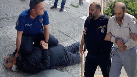 Banka şubesine tüfekli dehşet: Kredi istedi!