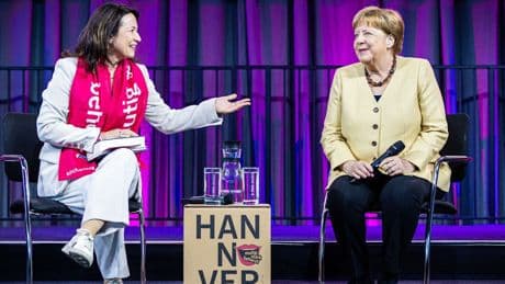 Frühere Bundeskanzlerin auf dem Kirchentag in Hannover: Angela Merkel, die mutige Mutter und ein Dämon