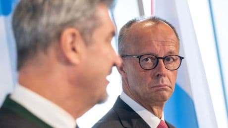 Richterwahl: Merz bleibt dabei: Richterwahl in Ruhe besprechen