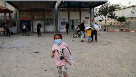 Israel ordena evacuar cuatro escuelas, un hospital y la Universidad Islámica de Gaza antes de atacar "con gran fuerza"