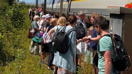 Eurostar LIVE: Train evacuated as passengers stuck for hours 'without toilets'