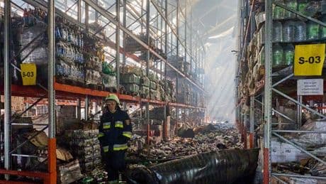 Guerre en Ukraine, jour 1254 : attaque à Kiev, Zelensky dément la prise d’une ville par Moscou