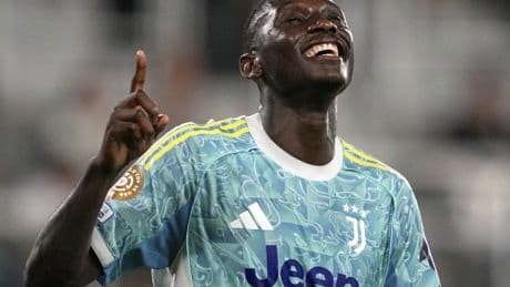 Chelsea, Randal Kolo Muani için harekete geçti