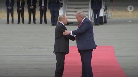 Risse im Pokerface: Körpersprache-Experte analysiert Trump-Putin-Gipfel in Alaska