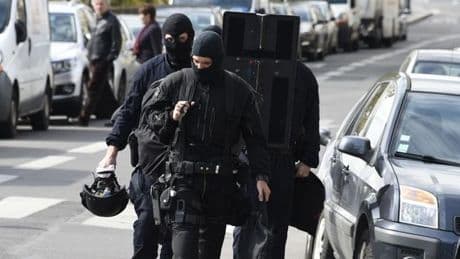 Enlevé en plein Paris, le père d’un magnat des cryptomonnaies recouvre la liberté après un assaut policier