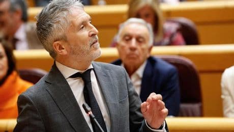 Marlaska reaparece dos semanas después de la desautorización de Sánchez por la compra de balas a Israel: "Vamos a seguir aquí"
