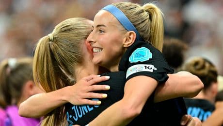 England gegen Spanien - Wer überträgt das FINALE der Frauen-EM heute im Free-TV?