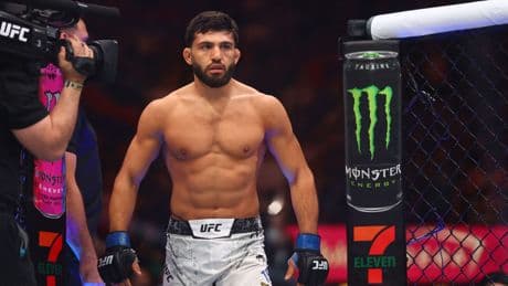 Arman Tsarukyan desafía a Makhachev: "Ahora solo necesito un integrante más del Team Khabib"