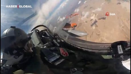 Milli seyir füzesi SOM, yerli turbojet motorla hedefi tam isabet vurdu