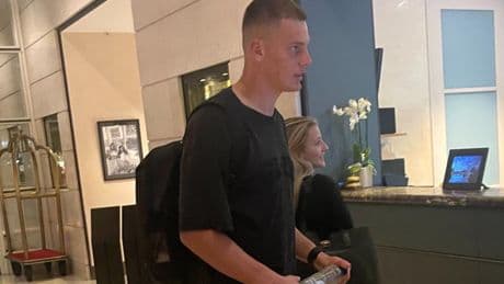Doelman Joeri Heerkens (19) in Amsterdam voor medische keuring bij Ajax