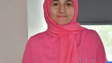 Anne karnında ameliyat oldu