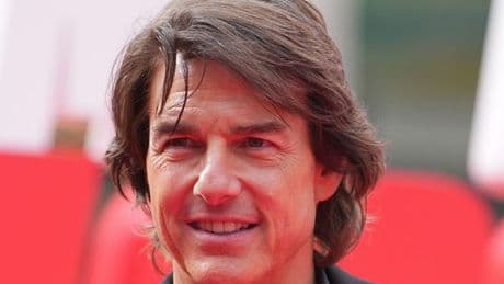 Tom Cruise caught off guard with awkward question amid estrangement from daughter Suri