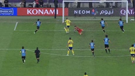 ¡Tierra trágame! Cristiano falla un gol cantado en el descuento que deja a su equipo sin Champions