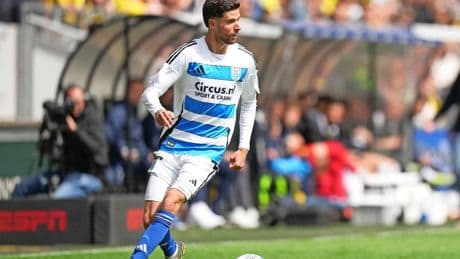 Buitenlands avontuur lonkt voor Anouar El Azzouzi van PEC Zwolle
