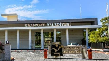 Manavgat Belediyesine yönelik operasyonda tutuklanan belediye başkan yardımcısı tahliye edildi
