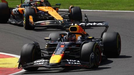 Erster Erfolg nach Horner-Aus - Verstappen siegt nach 2 Kilometern