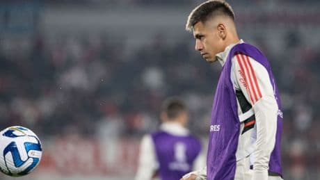 Real Madrid Arjantinli yeni Messi'yi kaptı, geliş tarihi gecikebilir