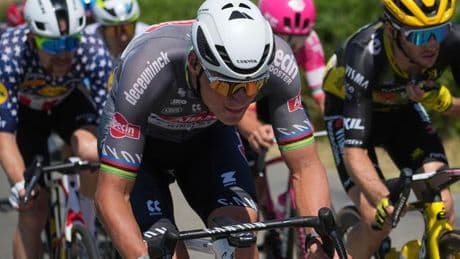 Tour de France: Sekunden-Krimi bei der Tour: Van der Poel wieder in Gelb