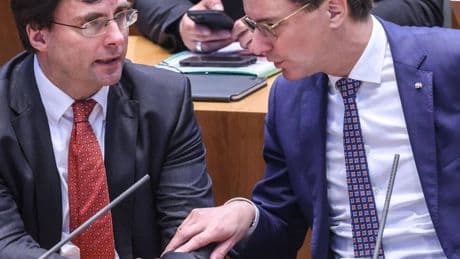 Düsseldorf auf Platz eins: 1604 Beamte in NRW klagen wegen Besoldungshöhe