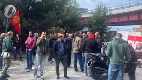 Ex Ilva, l'azienda chiede la Cig per 3926 lavoratori dopo il sequestro dell’altoforno di Taranto