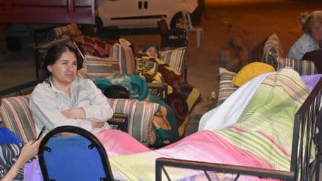 Balıkesir'deki depremin ardından yurttaşlar geceyi sokakta geçirdi