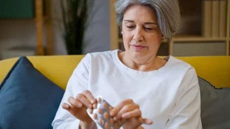 People on common medications warned 'do not mix' with paracetamol or ibuprofen