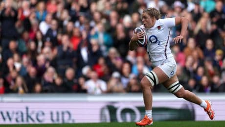 Captain Zoe Aldcroft returns as England reveal team for Scotland quarter-final