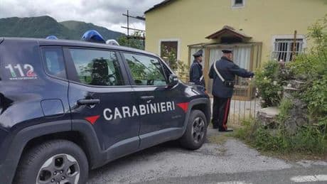 Case vacanze, decine di vittime delle truffe online: arrestata una donna