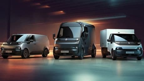 Renault, la transizione riguarda tutti: i commerciali del futuro sono elettrici. Offensiva green con Trafic, Goelette ed Estafette