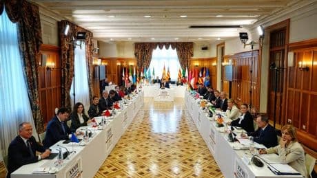 El Gobierno convoca la Conferencia de Presidentes el 6 de junio en Barcelona