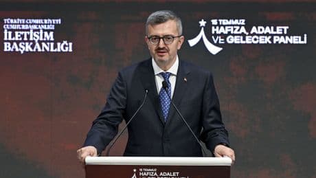 Cumhurbaşkanlığı İletişim Başkanı Duran'dan YKS sonuçlarına ilişkin paylaşım